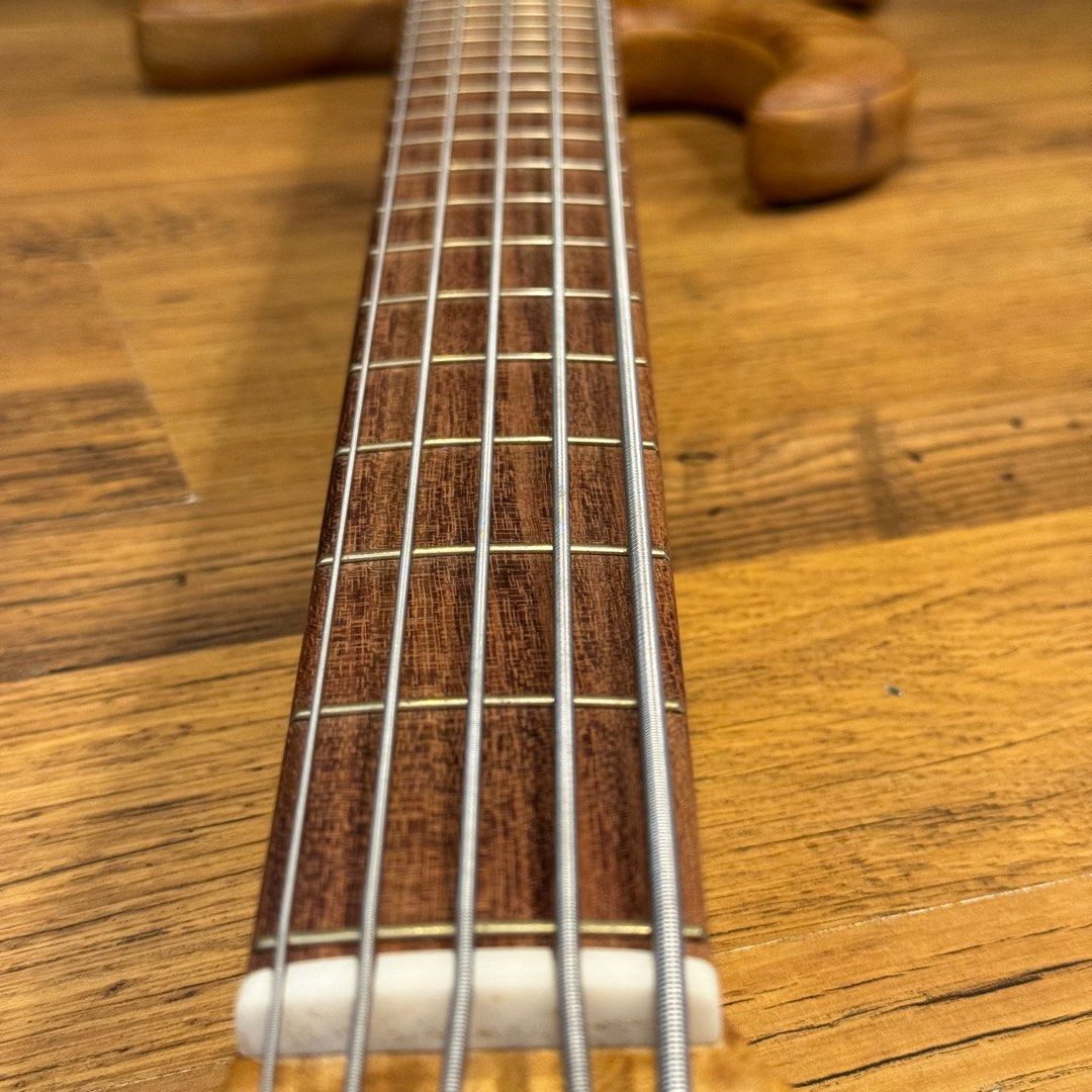 Elrick Evolution Gold Series 5-Strings Hand-Curved Bass Quilted Maple Top - Image 6